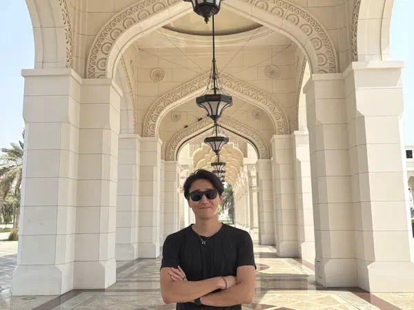 Abu Dhabi, United Arab Emirates: The white arcades of Qasr Al Watan.